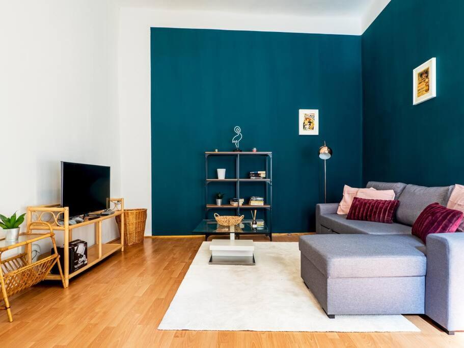 Sunshine Apartment - With Garage Budapest Eksteriør bilde