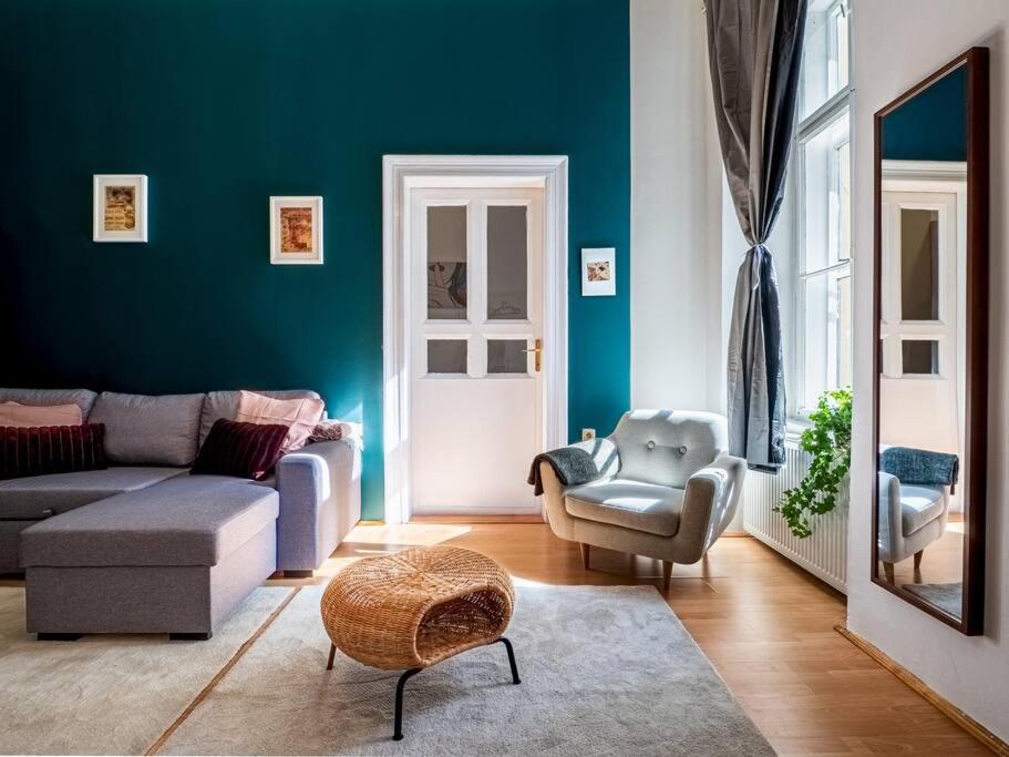 Sunshine Apartment - With Garage Budapest Eksteriør bilde